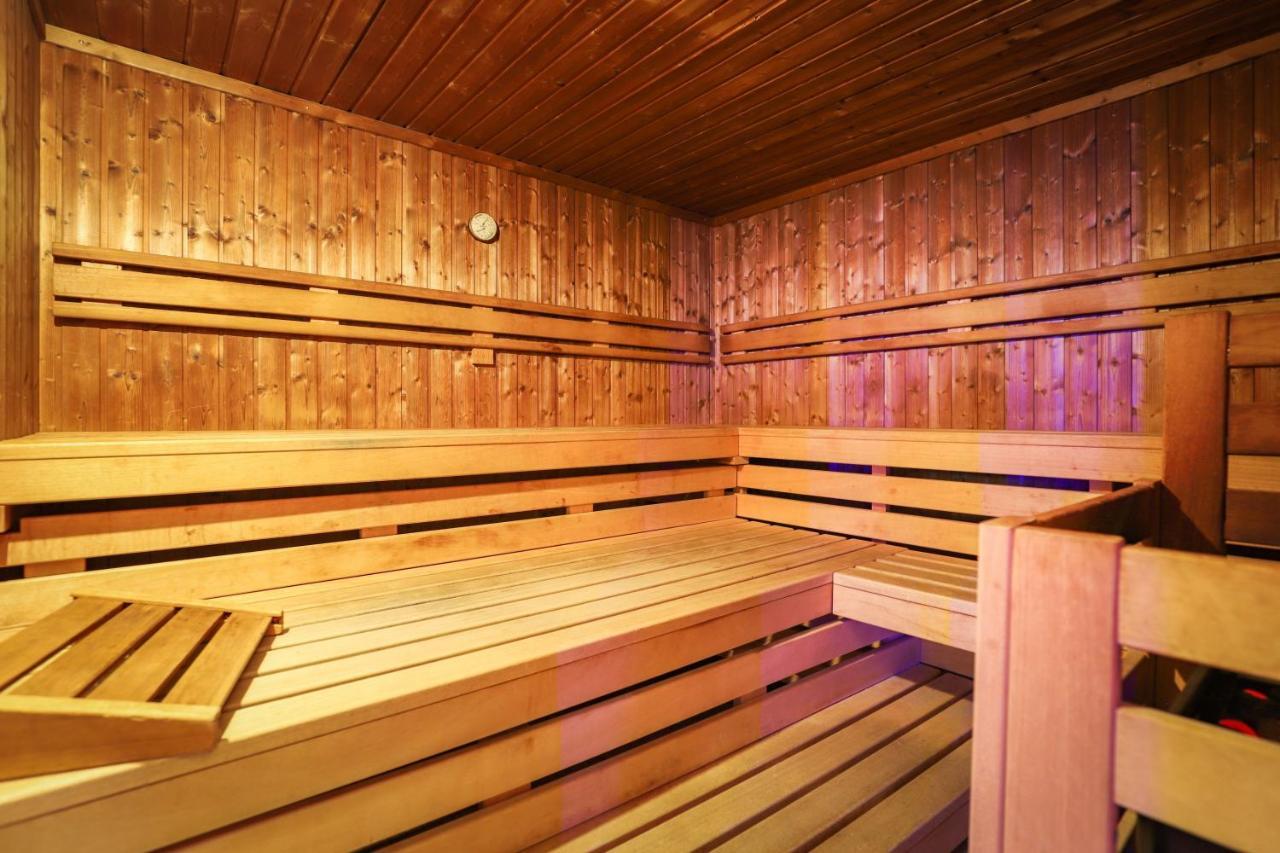 Active & Wellness Hotel Subterra Ostrov  Exteriör bild