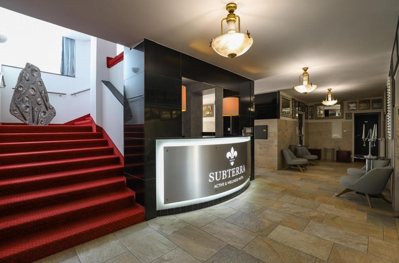 Active & Wellness Hotel Subterra Ostrov  Exteriör bild