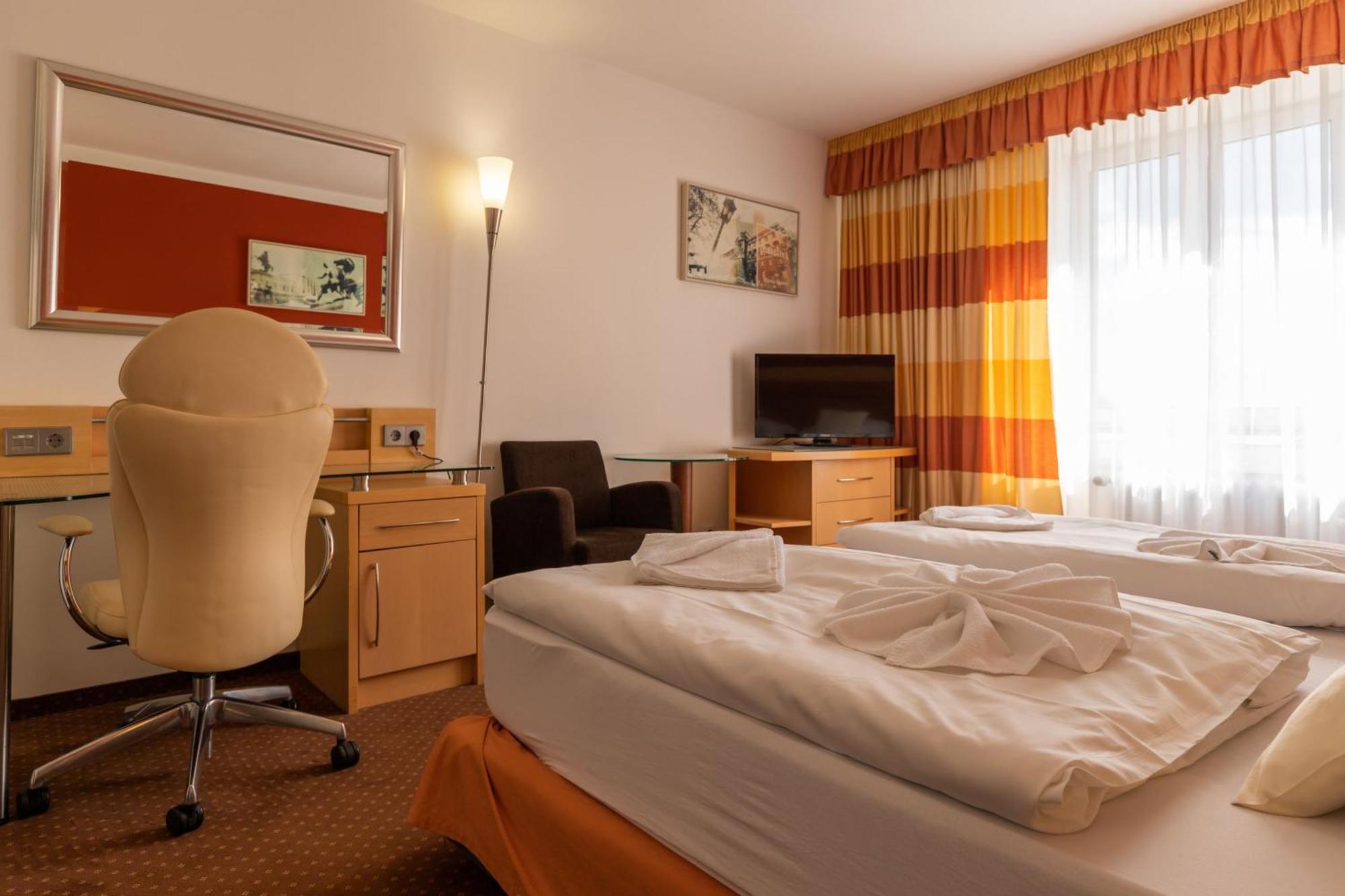Active & Wellness Hotel Subterra Ostrov  Rum bild