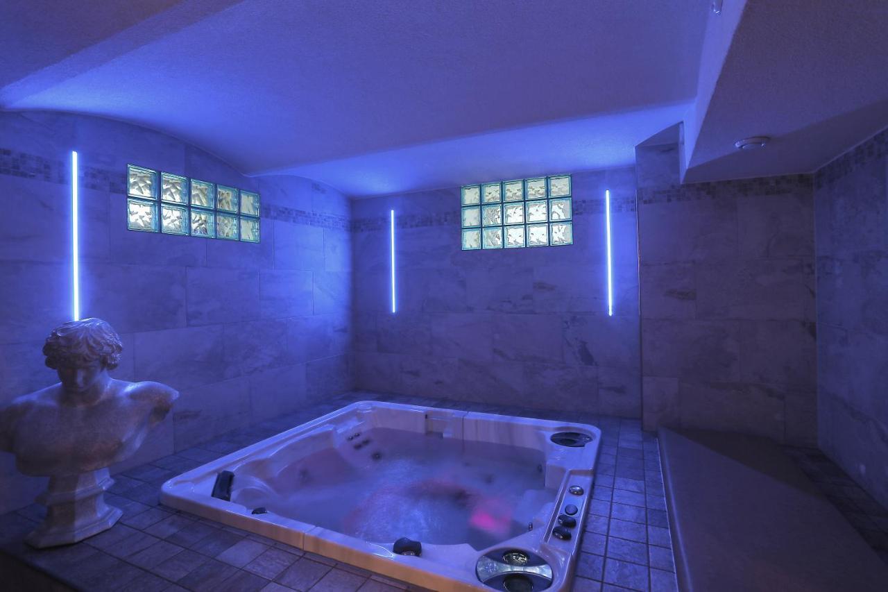 Active & Wellness Hotel Subterra Ostrov  Exteriör bild